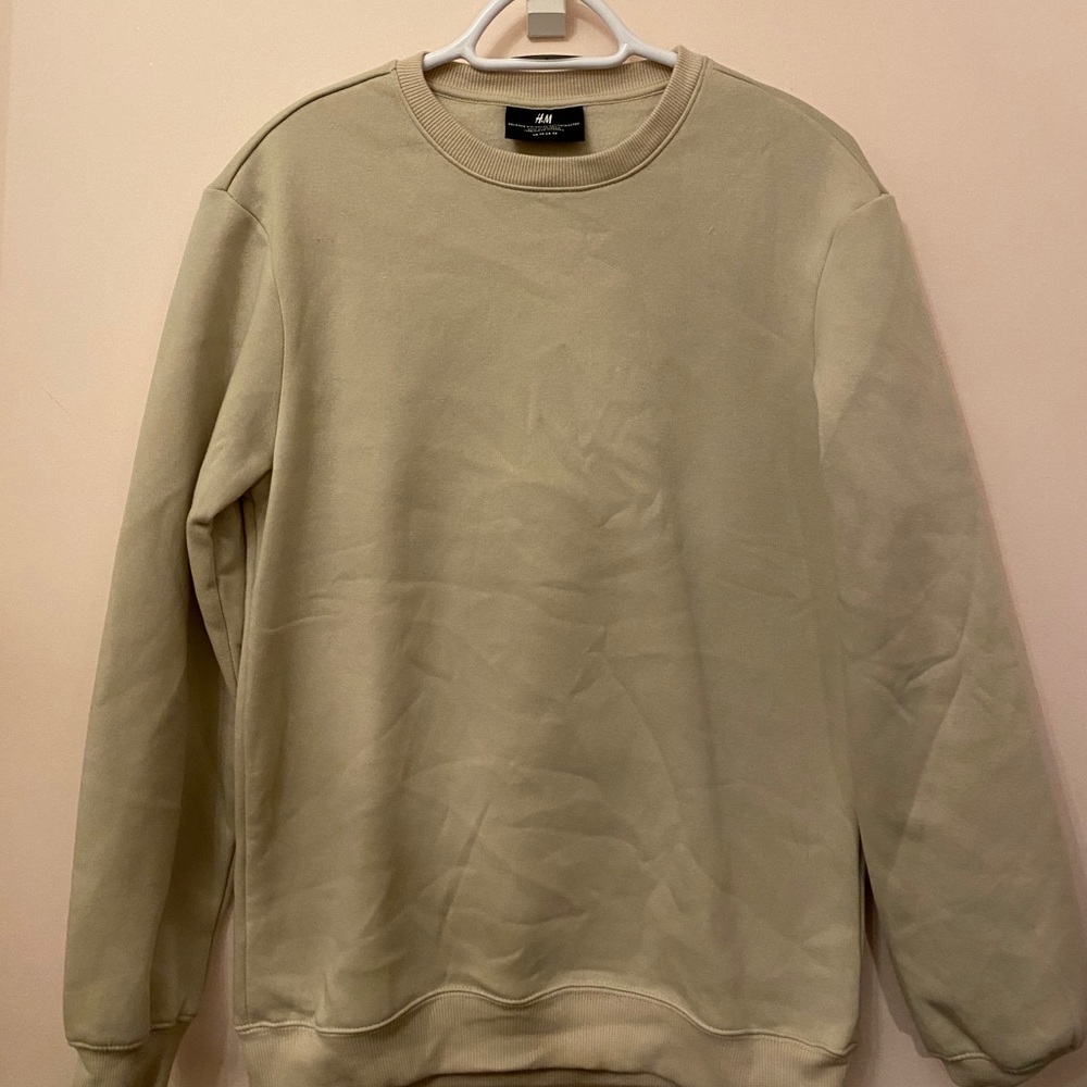 H&M crewneck
